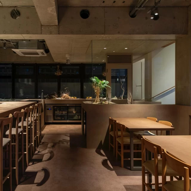 MOVEDESIGNのウェブサイトへ今年3月に完成しました3104 Fukuokaをアップ致しました。プロフィールよりウェブへアクセス頂きご覧いただければと思います。

地元の食材を自らハンティングし郷土料理をモチーフに福岡を感じられるコースは全てが自然から生み出される恵みの料理です。

是非、3104をお楽しみ下さい🙇

写真 / loop photo creative / 水崎浩志

#movedesign #architecture #architect #architecturedesign #interiordesign #interior #shopdesign #spacedesign #branding #graphicdesign #rogodesign #rogo #店舗設計 #店舗デザイン #店舗設計 #店舗内装 #デザイン #空間デザイン #空間 #内装 #内装設計 #3104 #french #フレンチ #福岡グルメ #六本松 #六本松グルメ #六本松ランチ